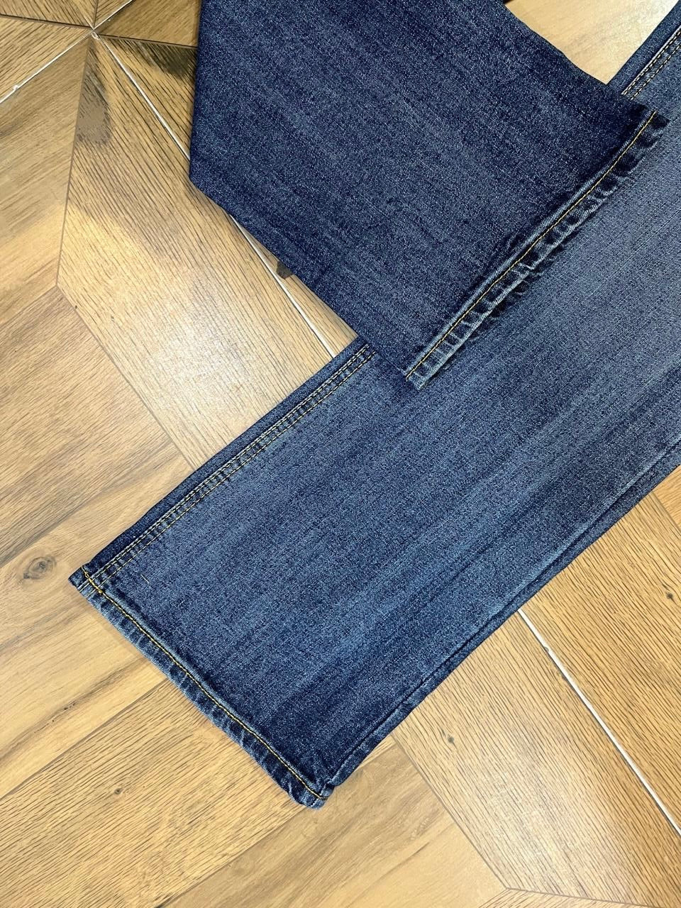 Bootcut Jeans