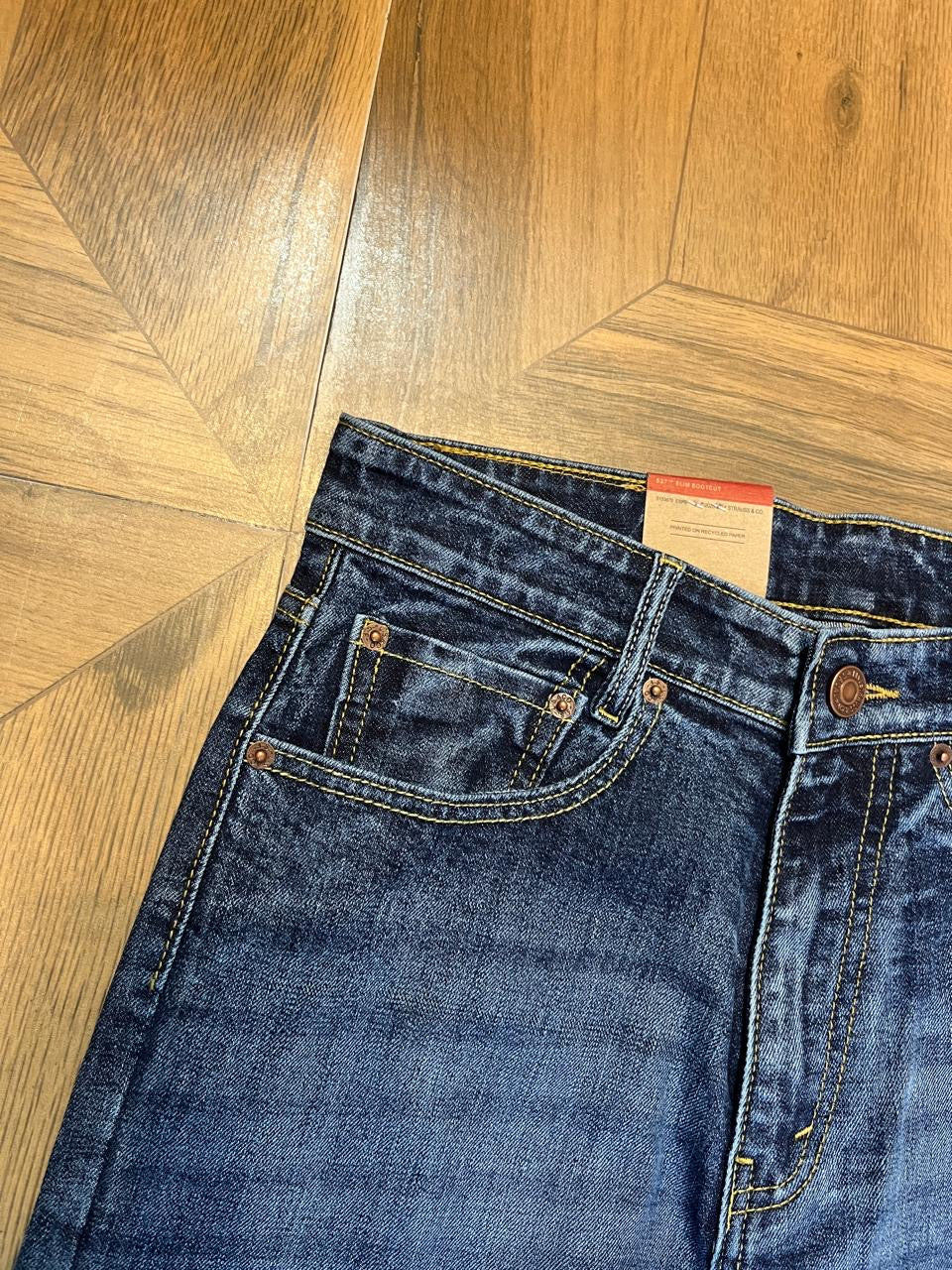 Bootcut Jeans