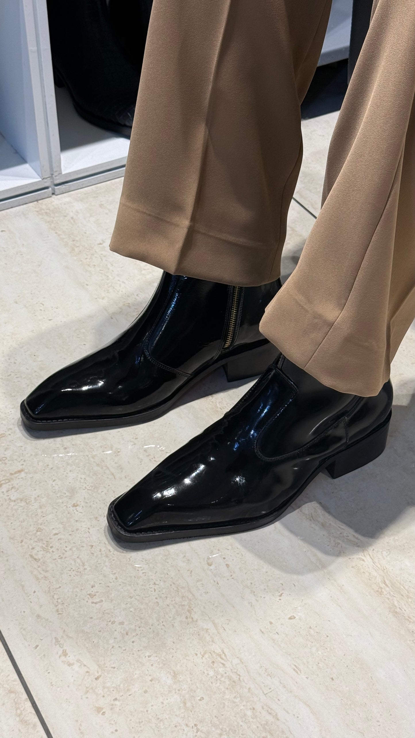 Black Shiny Patent Leather |Cuban Heel Chelsea |